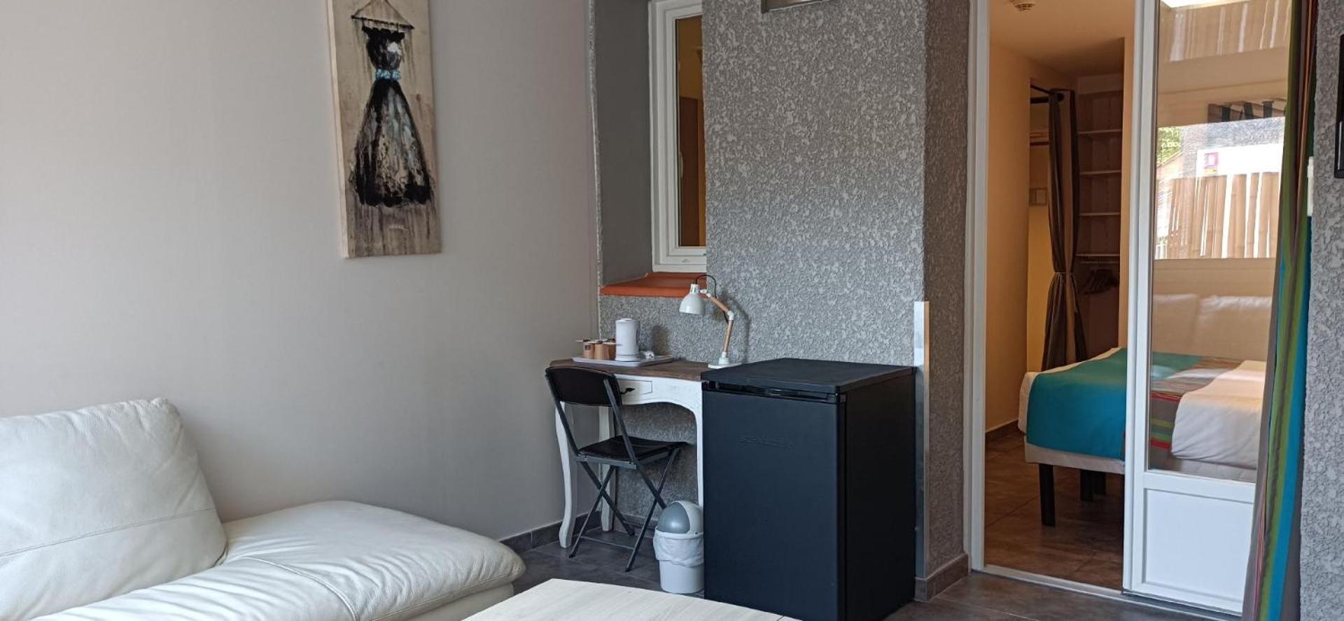 Hotel Le Majestic Canet Plage 外观 照片